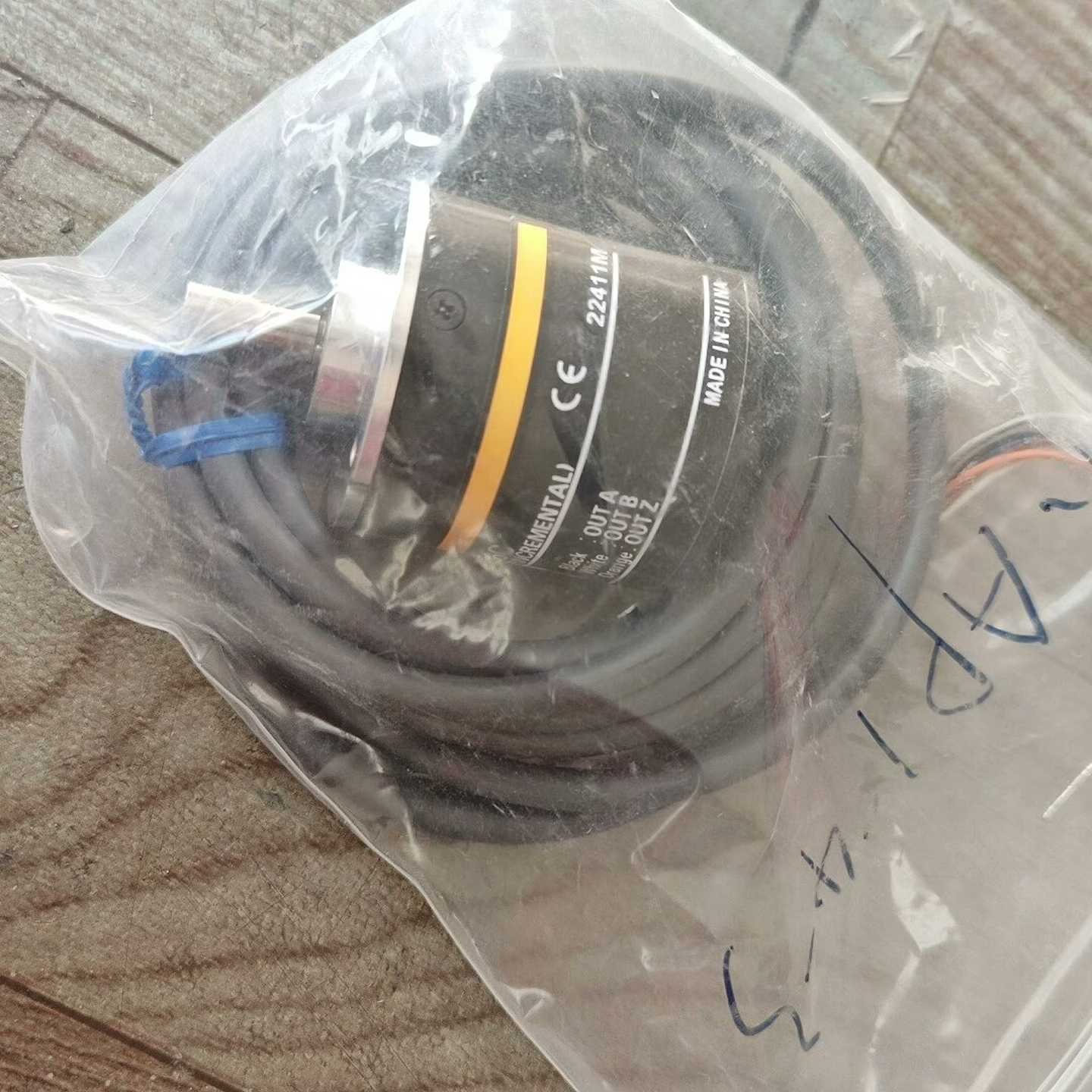 【议价】E6B2-CWZ6C编码器光电旋转增量式2000P/适用