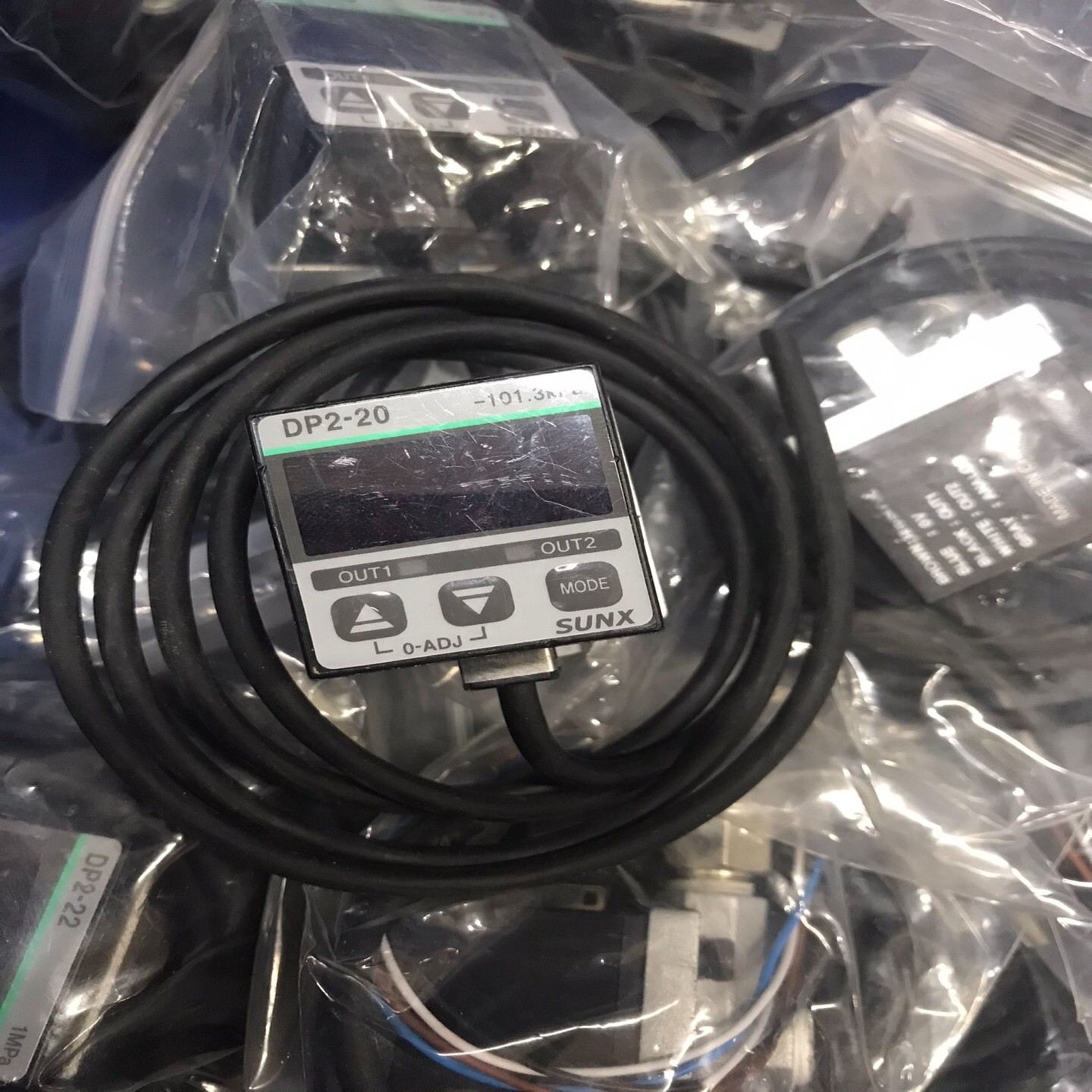 议价议价CKD压力表 DP2-20PPD-V01AHN-6M