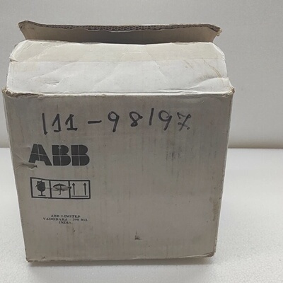 ABB PQ8NCH2JS MASTER TRIP RELAIS 1MYN563613DAC 110V