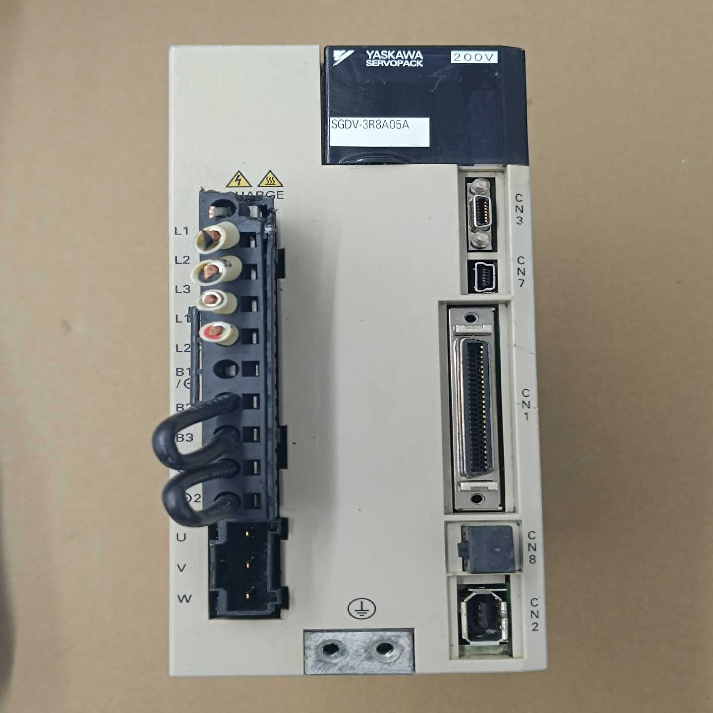 安川SGDV-3R8A05A，实物图，功能（子云设备）