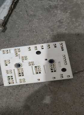 西门康，SKIIP36NAB126V1实物拍摄，功能完好。还--议价商品