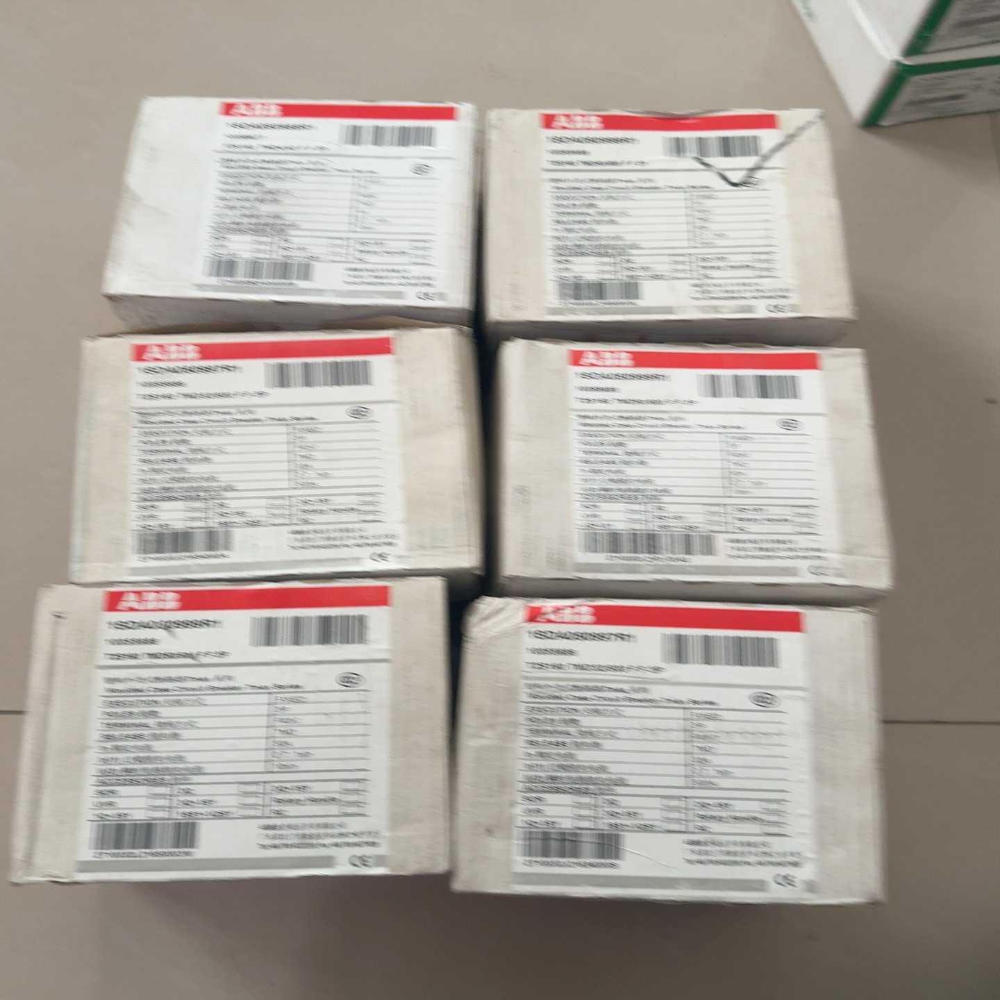 ABB断路器，T2S160 TMD32/500 FF3P，现(德峰商行）