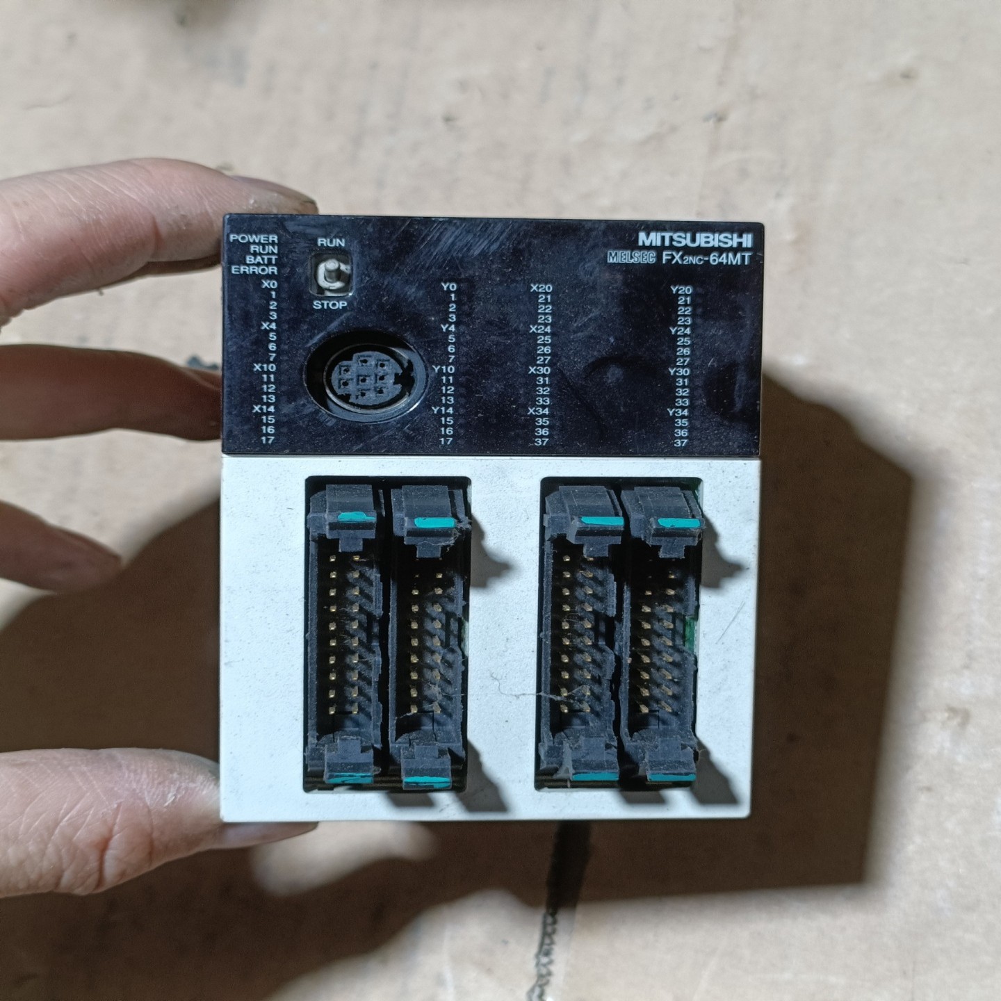 【请询价】三菱PLC FX2NC-64MT 图片实物拍摄