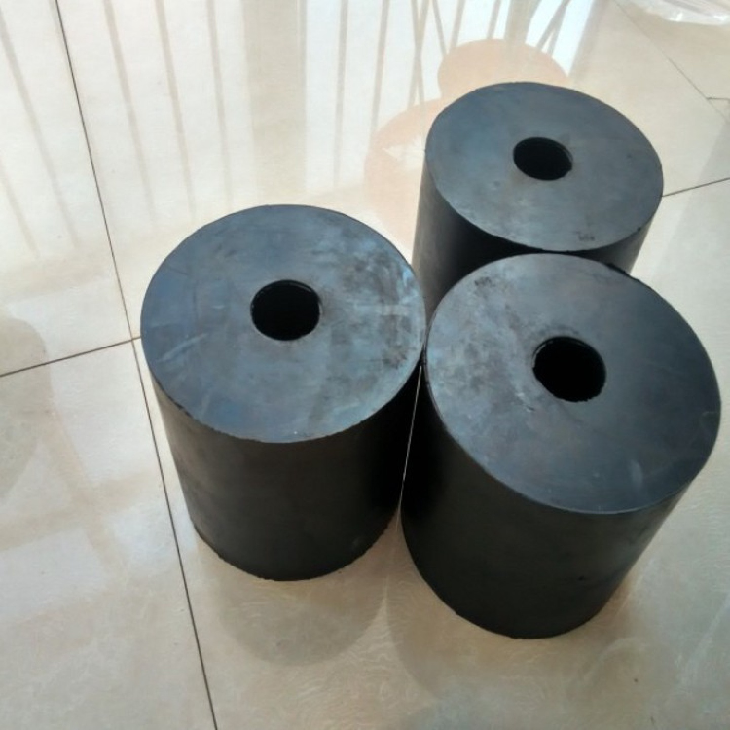 厂家供应圆柱橡胶减震器汽车风机用橡胶减振弹簧减震器橡胶衬套