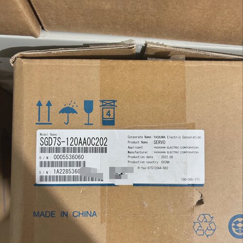 安川伺服驱动器SGD7S120AA0C202未使用-询