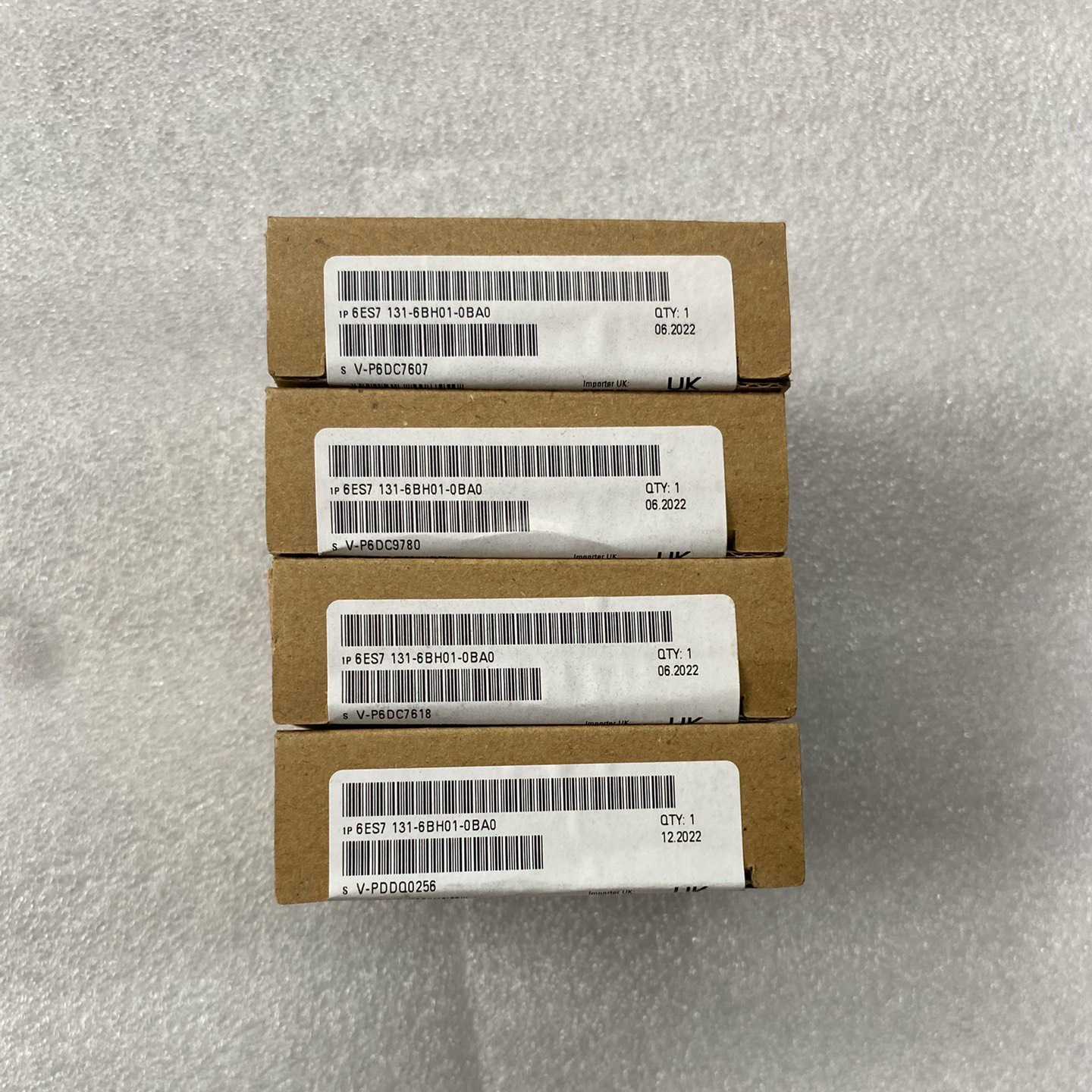 西门子模块，型号6ES7131-6BH01-0BA0，全新未--议价商品