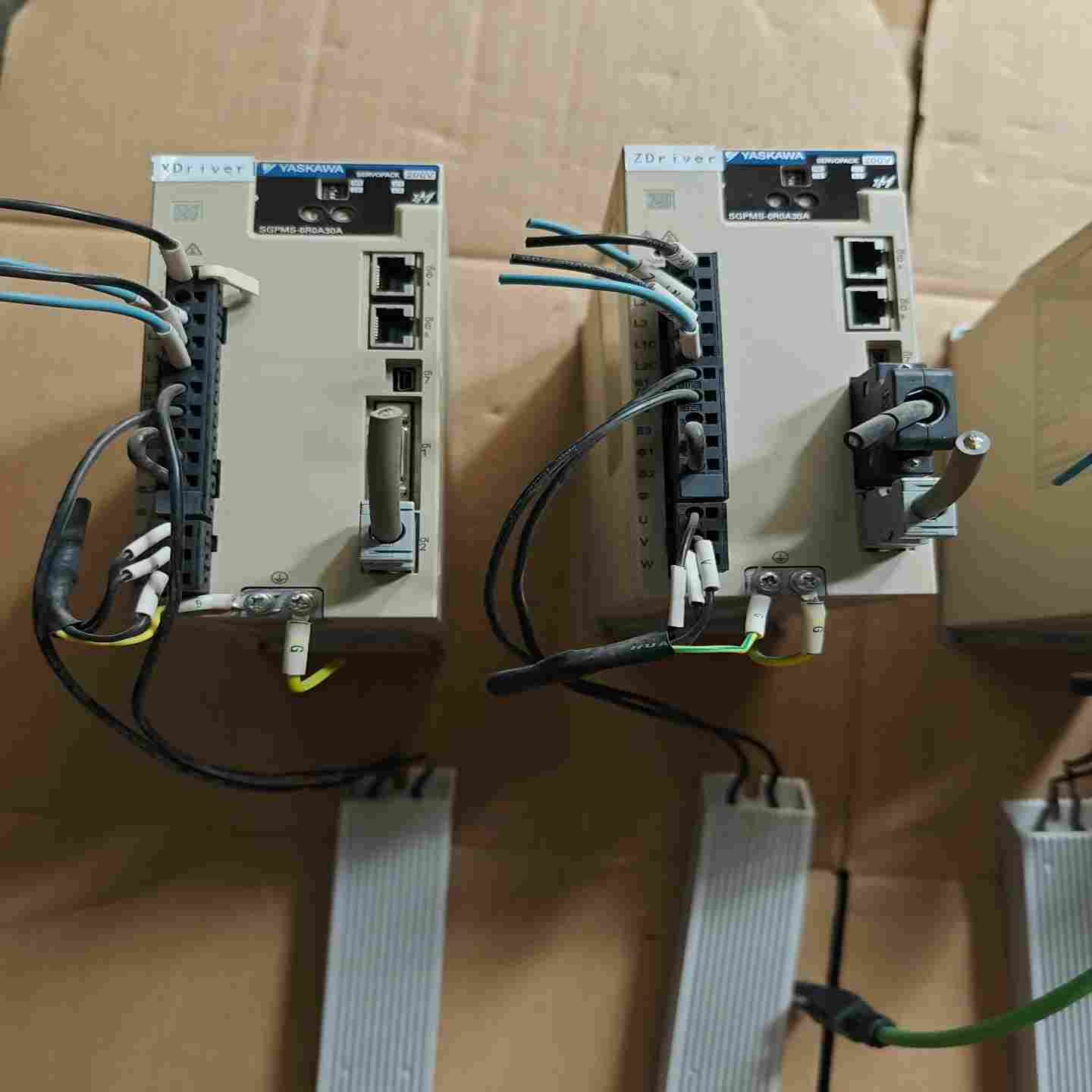 议价安川伺服驱动器SGPMS-6R0gA30A现货/维修