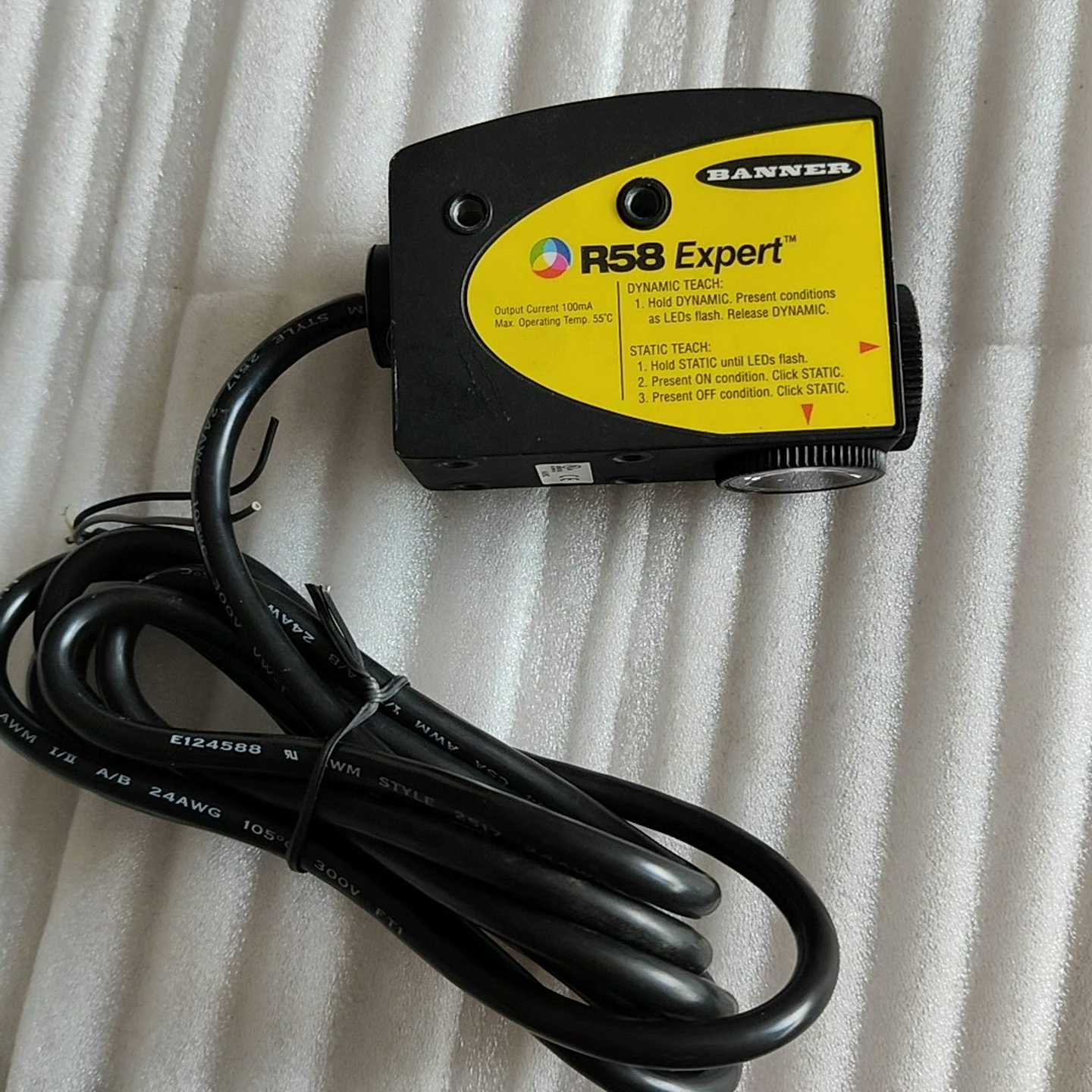 邦纳彩色色标传感器：R58ECRGB124V拆询价