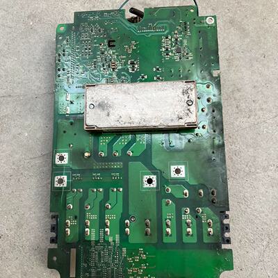 议价Yaskawa Inverter Power Driver Board Ypht316131B With Mod