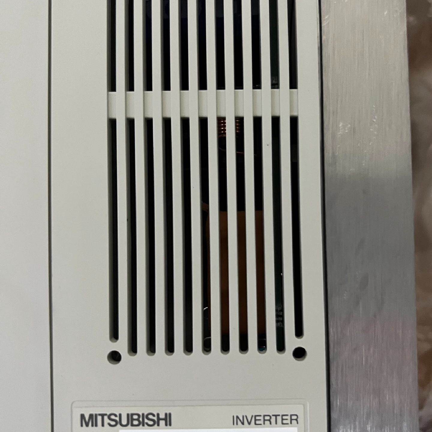 全新三菱FR-A220E-0.4k变频器 现货原装正品 未使--议价商品