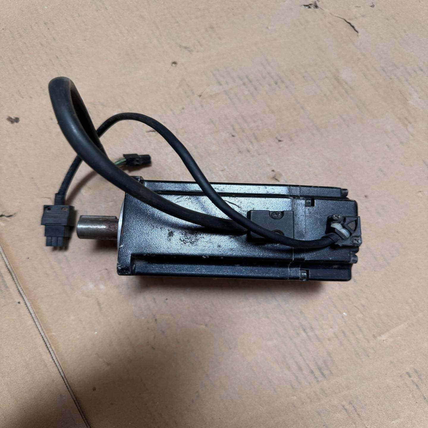 台达伺服电机 ECMA-J10807RS 750W 功能包好{议价}