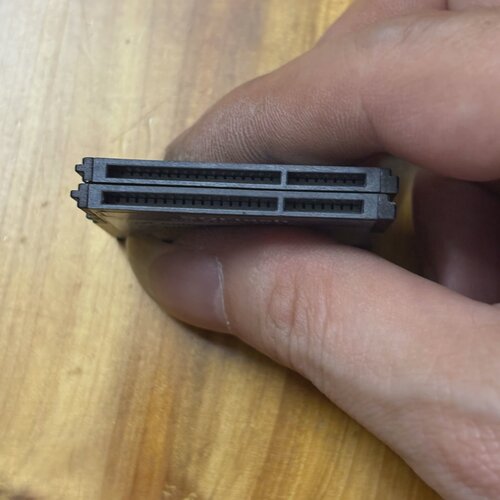 询-研华工业级CFast2G内存卡如图原正常使用每个