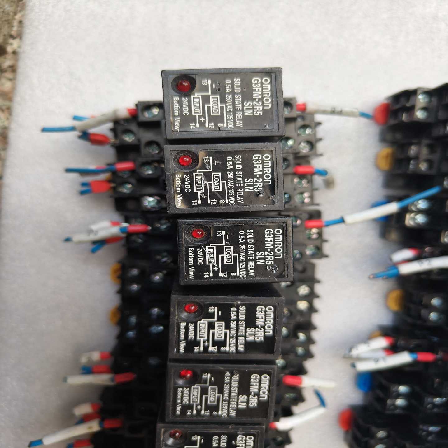 【议价】G3FM一2R5有8个102SM有8个继电