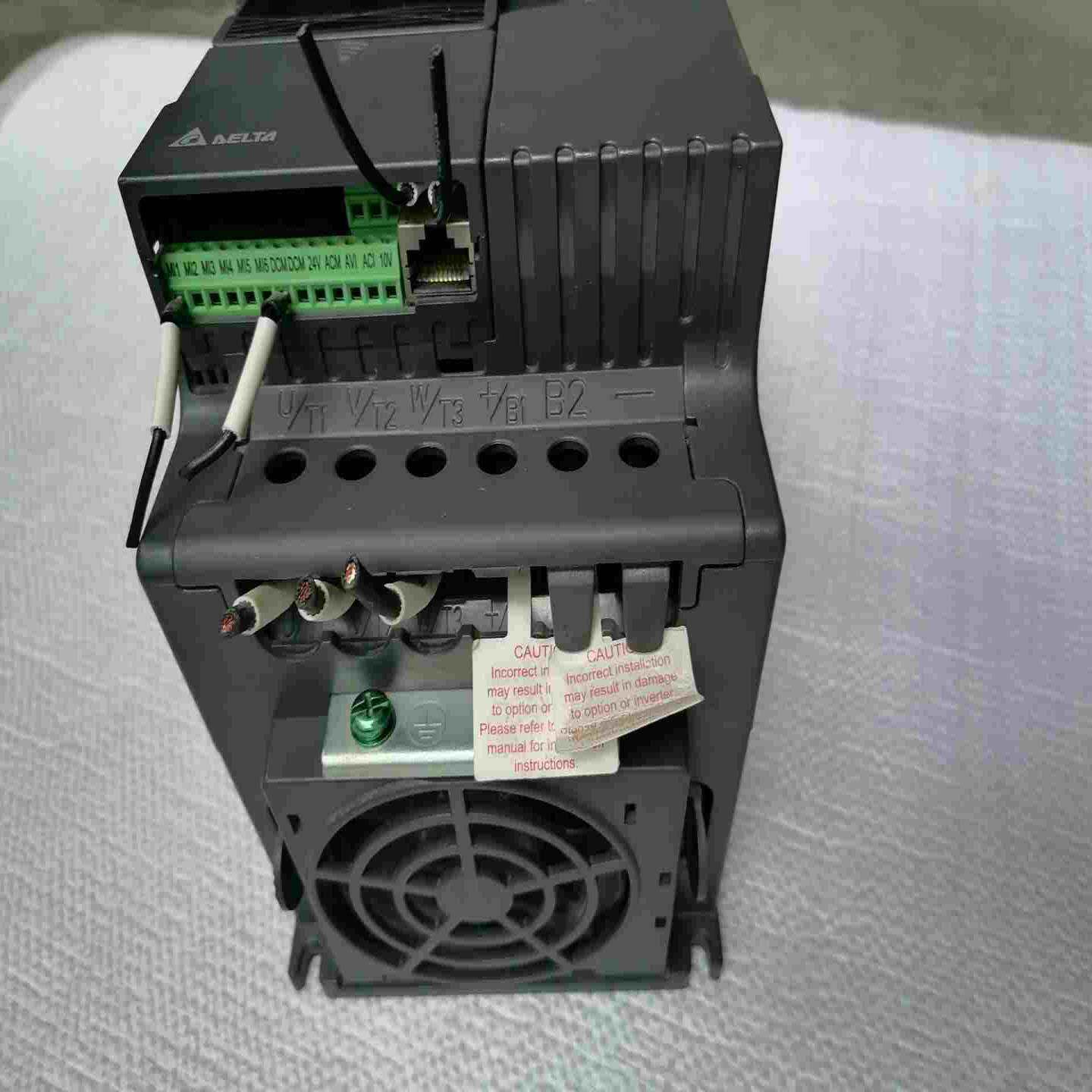 台达变频器一台  型号  VFD110E43A(11KW)--议价商品