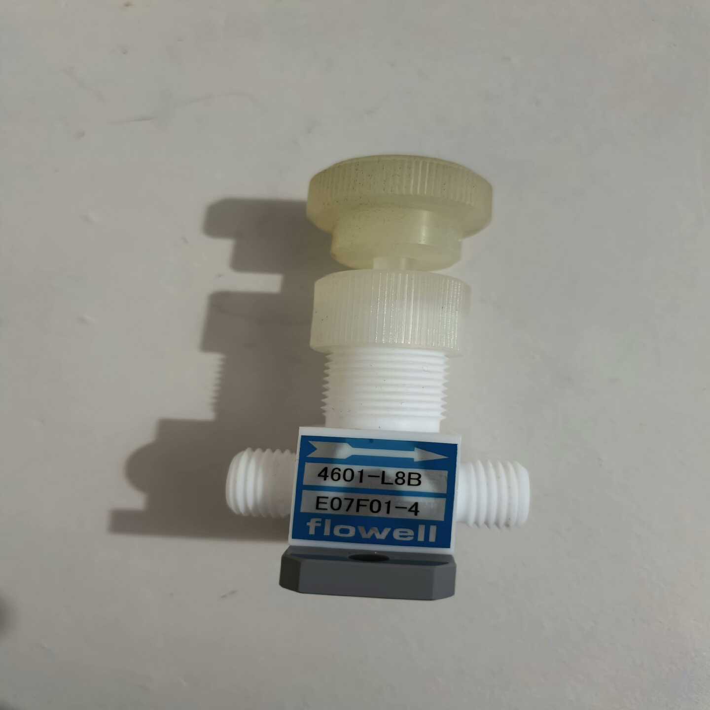flowell手动阀4601-L8B，成色如图，功能。询价