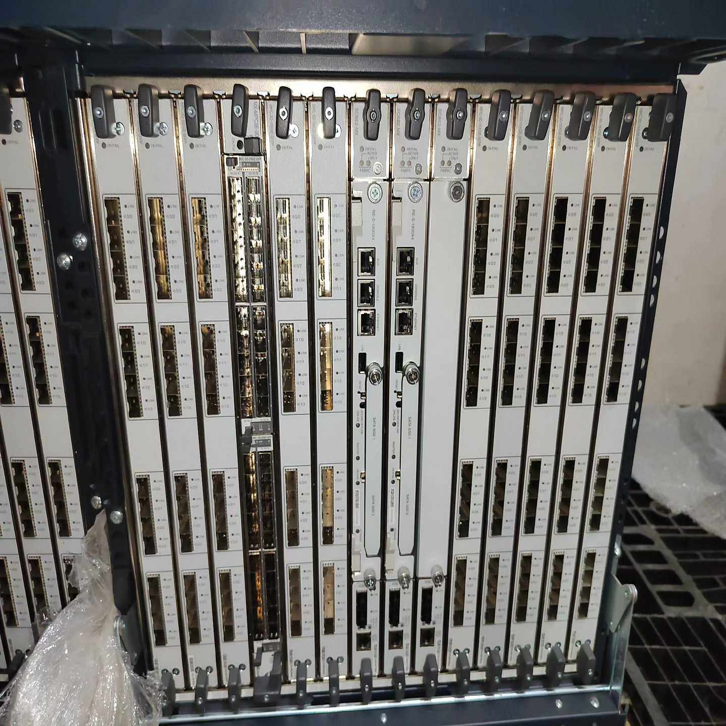 mpc-3d-16xge-sfpp模块，的联系（零零电子）