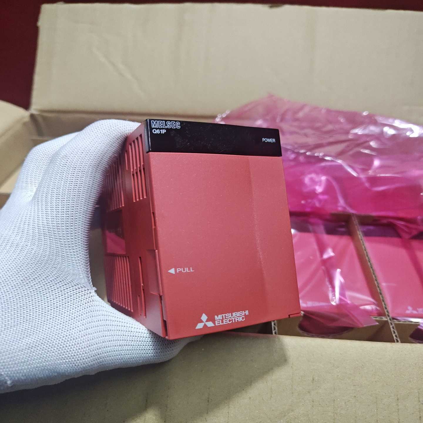 三菱Q61P全新原装正品PLC模块电源，一箱20个现货库存