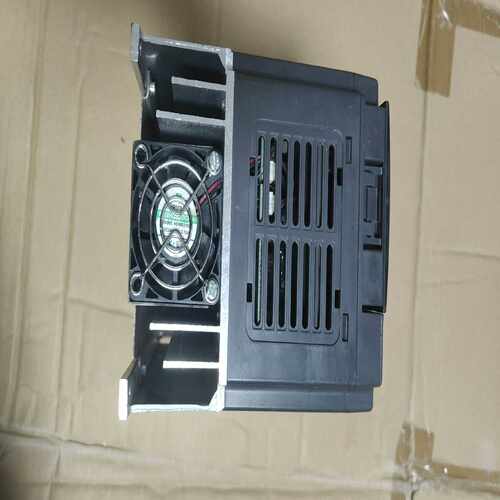 TVFD9-4040G 天正变频器 4KW 380V，实物图（电子设备）