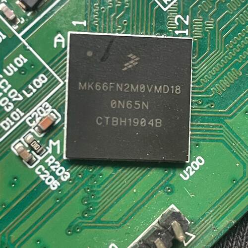 询价mk66fn2m0vmd18飞思卡尔有两片，切割带板议价