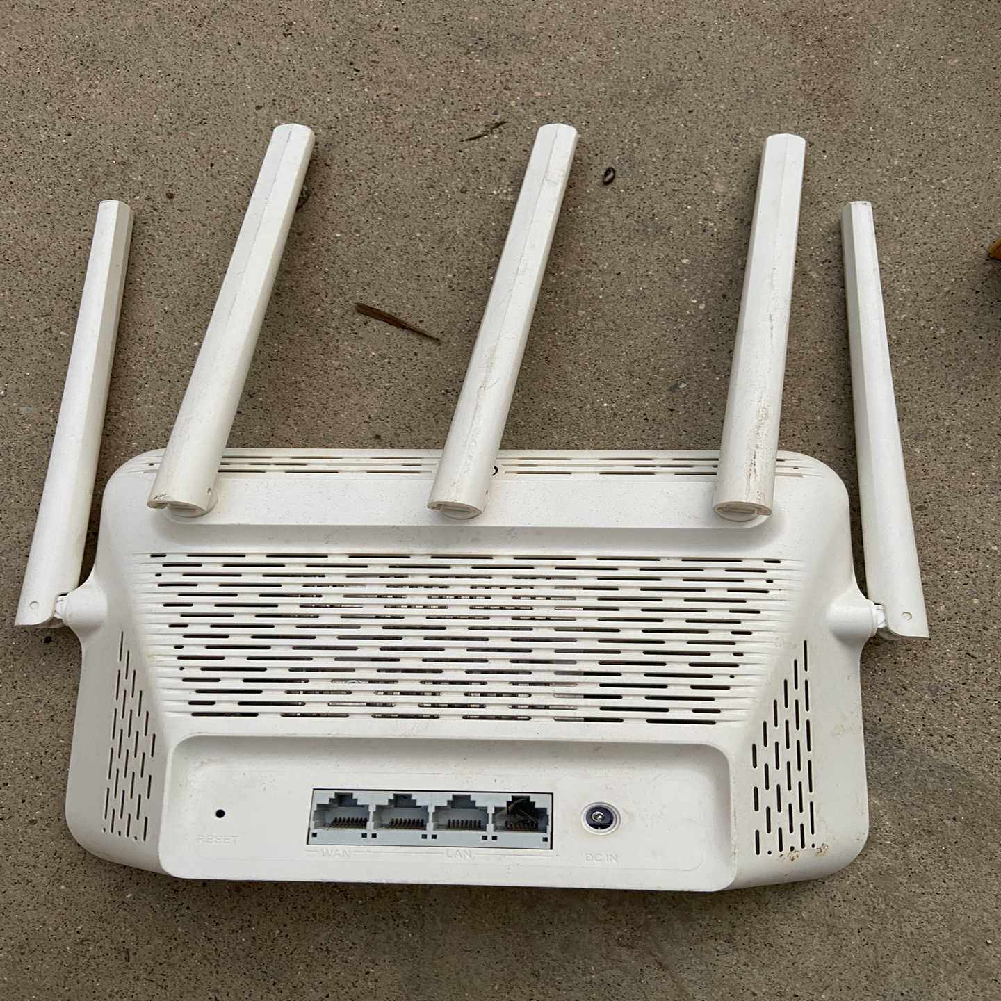 360T7WiFi6路由器，型号360T7，支持双频5G--议价商品