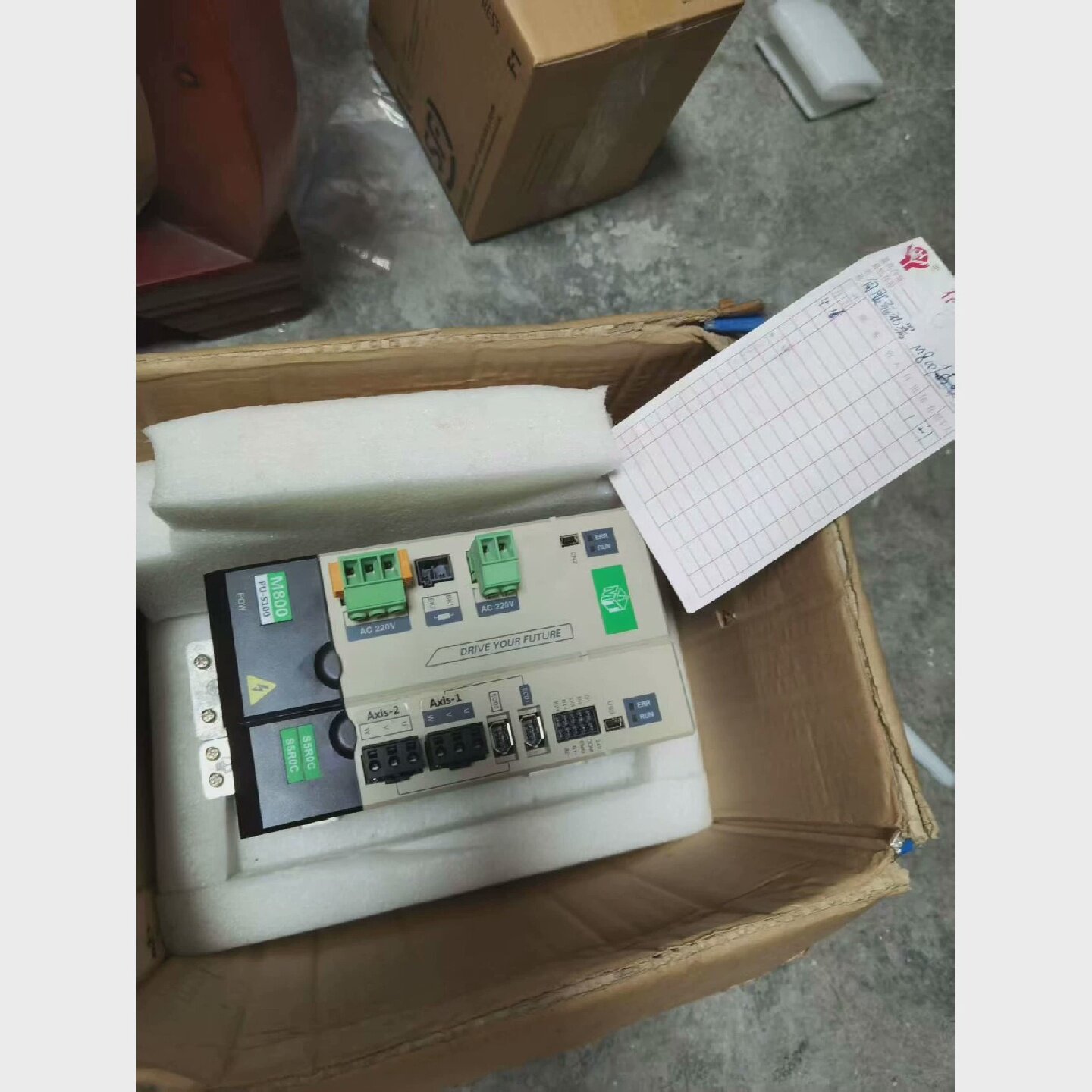 议价MT伺服控制器M800，PU-S100  1台，好象是新的，