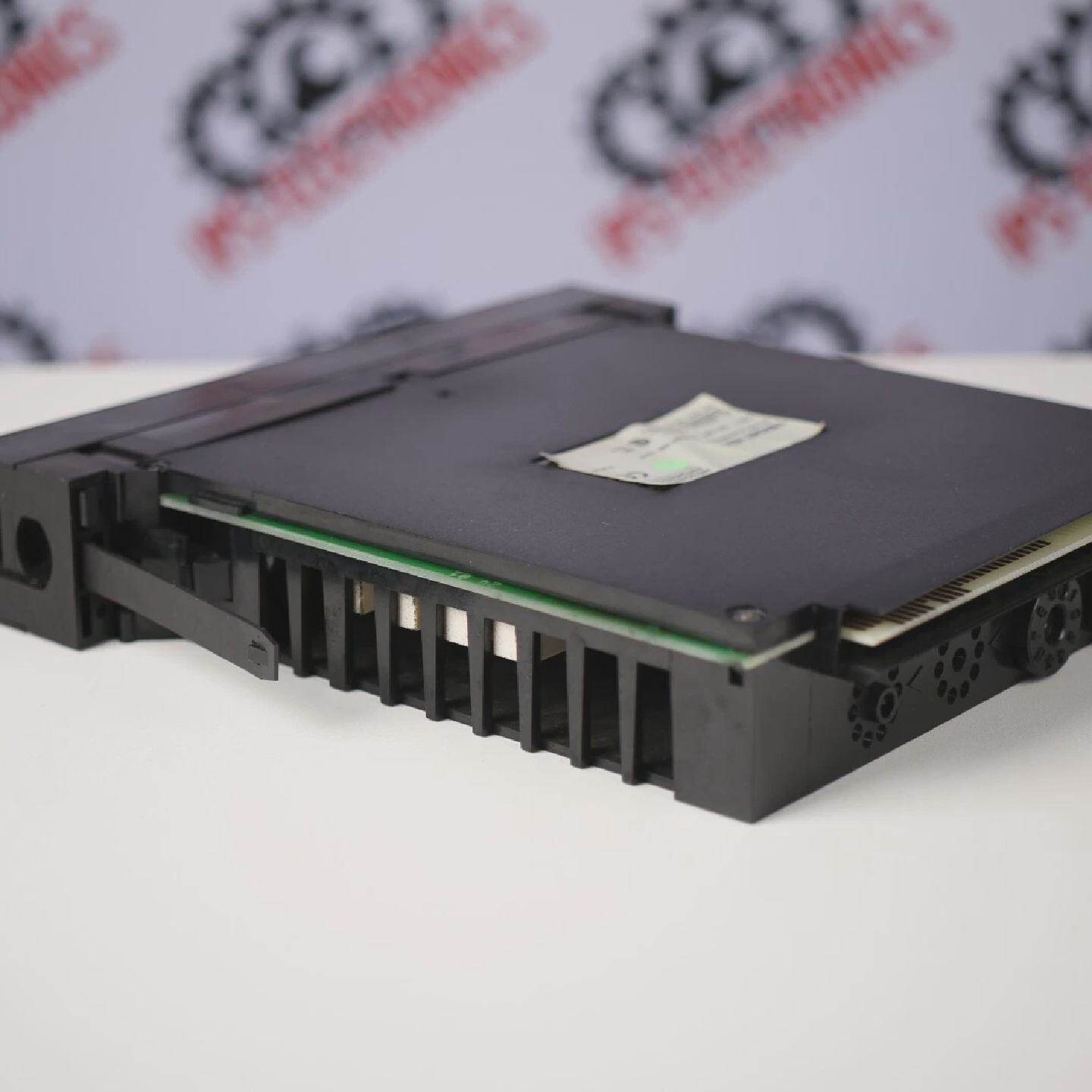 AEG SCHNEIDER TSXDST1635  TSXBLK1 VERDE BLOQUE DE TERMINALES - 实物图