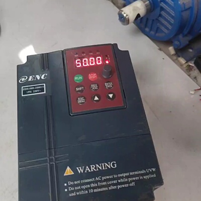 寻“”易能变频器1.5KWEDS10002S0015DXYA