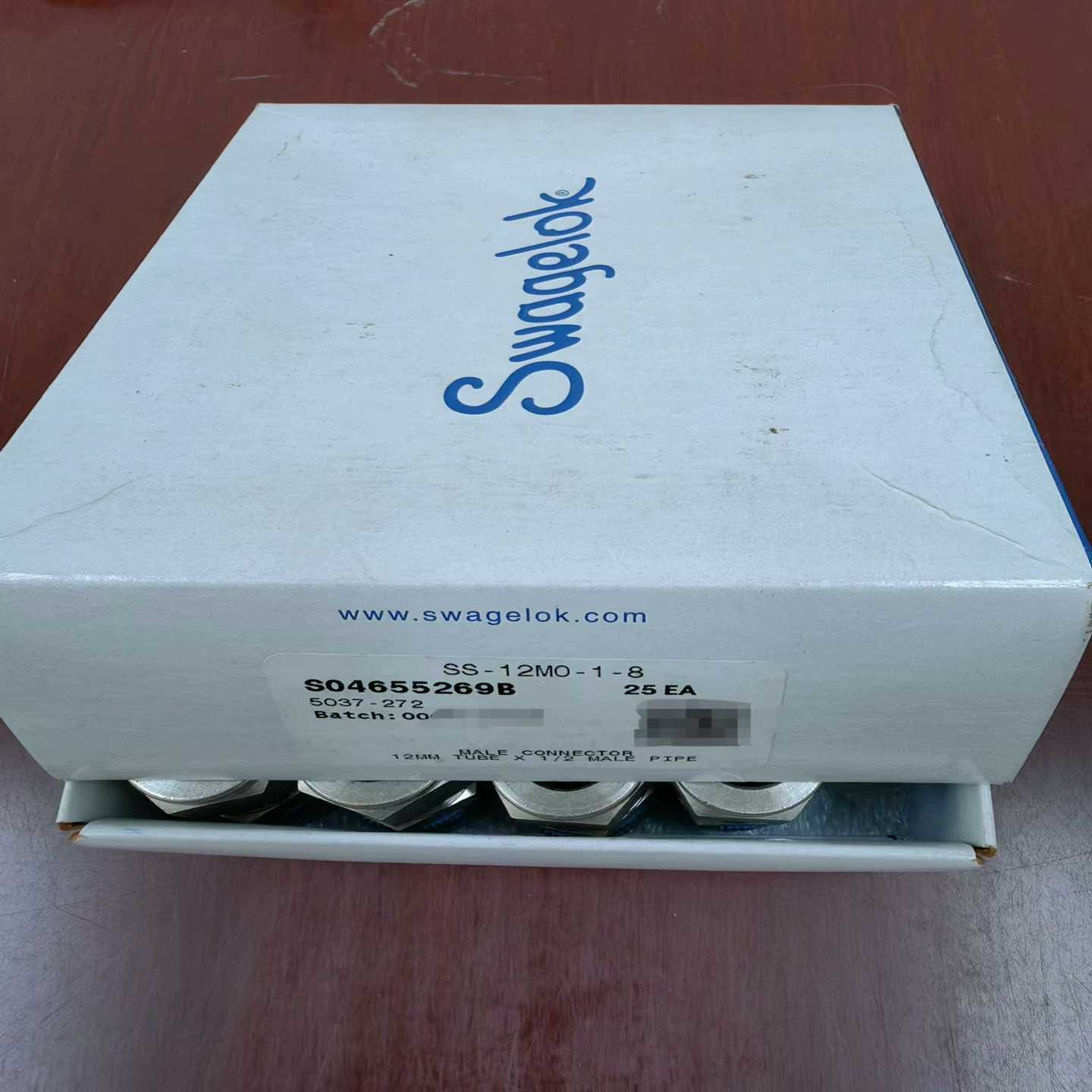 Swagelok  SS-12M0-1-8 ，打~询价