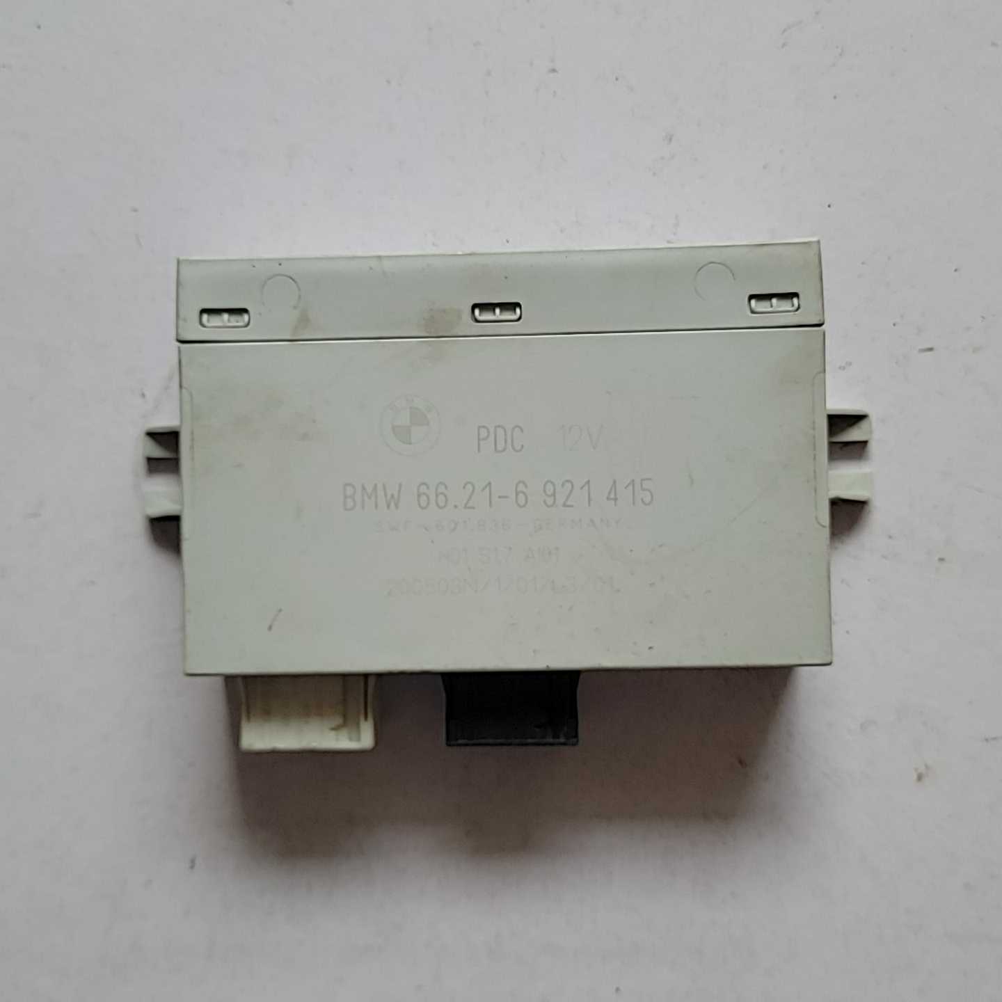 宝马Z4尾门电脑模块,180块钱。04年3.0原装拆车件。--议价商品