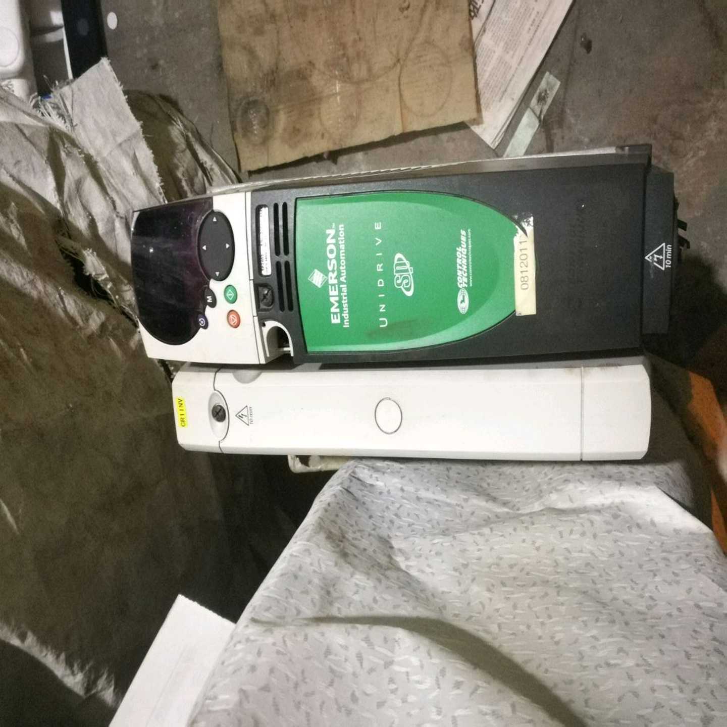 爱默生CT变频器SP2402货，实物图东西不错带卡，完整【博航商行】