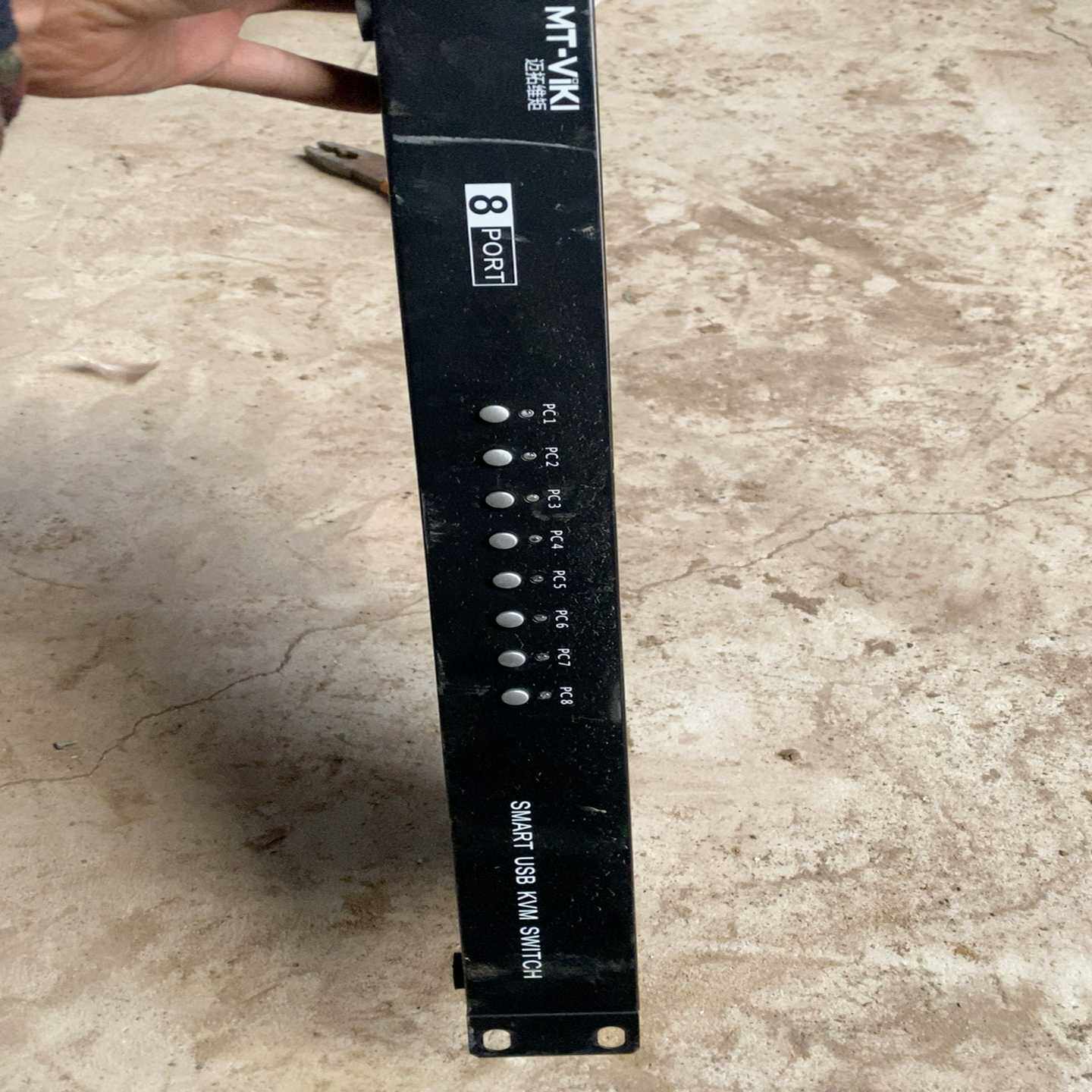 迈拓MT&mdash;801UK口切换器维矩KVM切换器usb手动8进1-议价