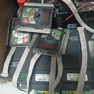 议价C变频器1.5kW220V型号AD800F2S1D议价