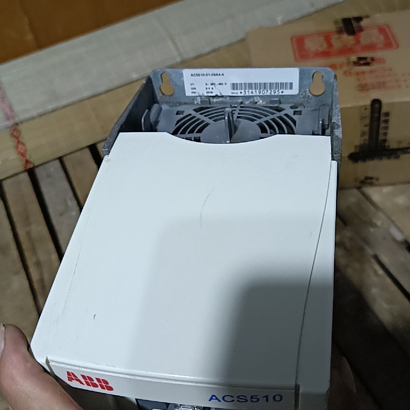 ABB变频器ACS510-01-09A4-4,4KW,二手拆--议价商品