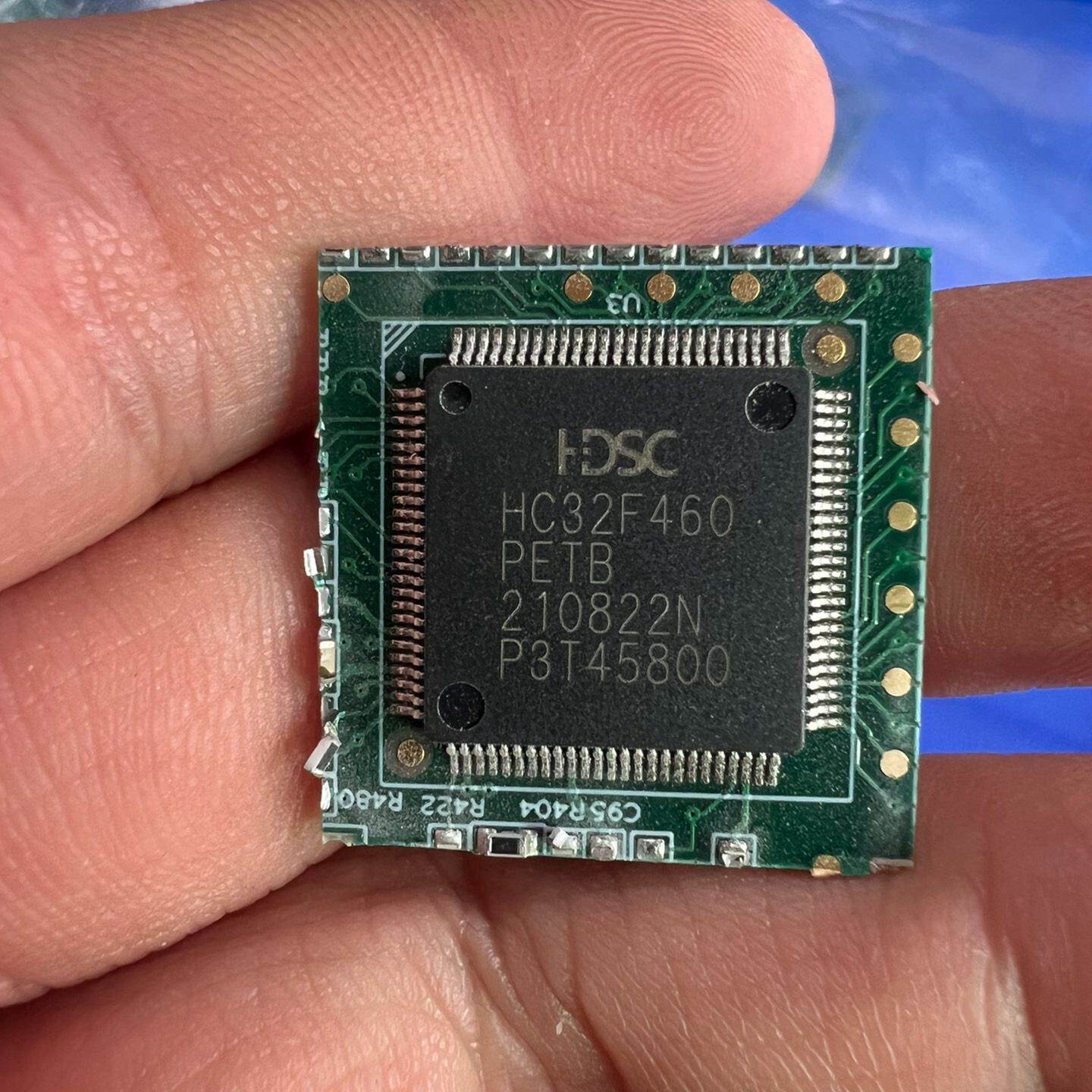 HC32F460PETB数量50个，打包价260元包邮，C8--议价商品