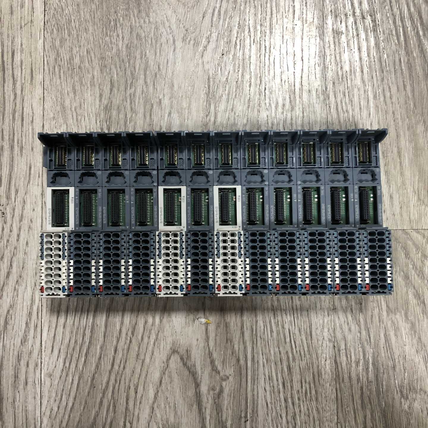 98新 6ES7 193-6BP00-0DA0 ET200S【白零商行】