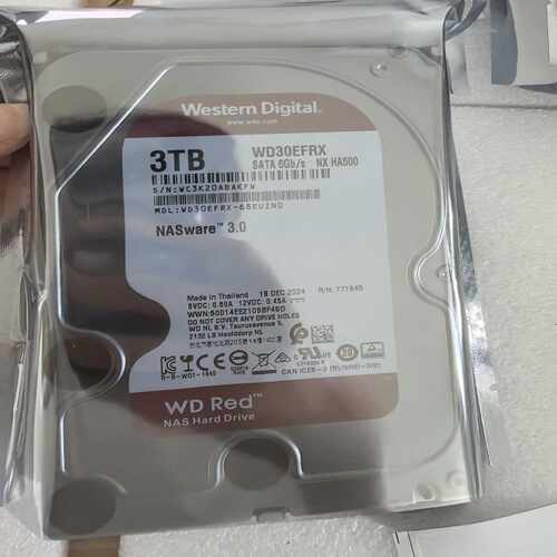 【闲置出售西部数据WD30EFRX3T红盘，3TB红盘兼--议价商品