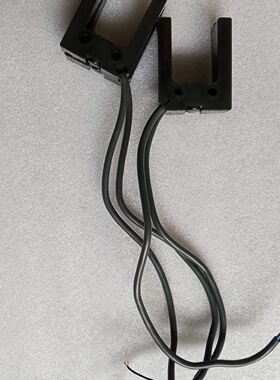 议价OMRONE3S-GS3E4原装全新E3Z-G61槽型感测器/3线