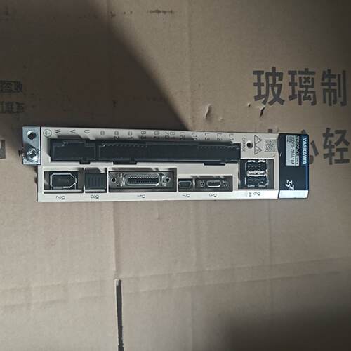 安川7系伺服驱动器400W-议价