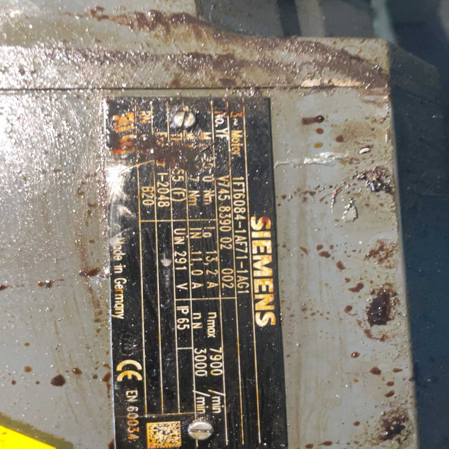 询价1ft6084-8ac71-1AG1，8-9成新，状况很好