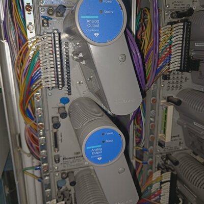 议价Hywell CcPaox01 Analog Output Module With Base CcTaox适
