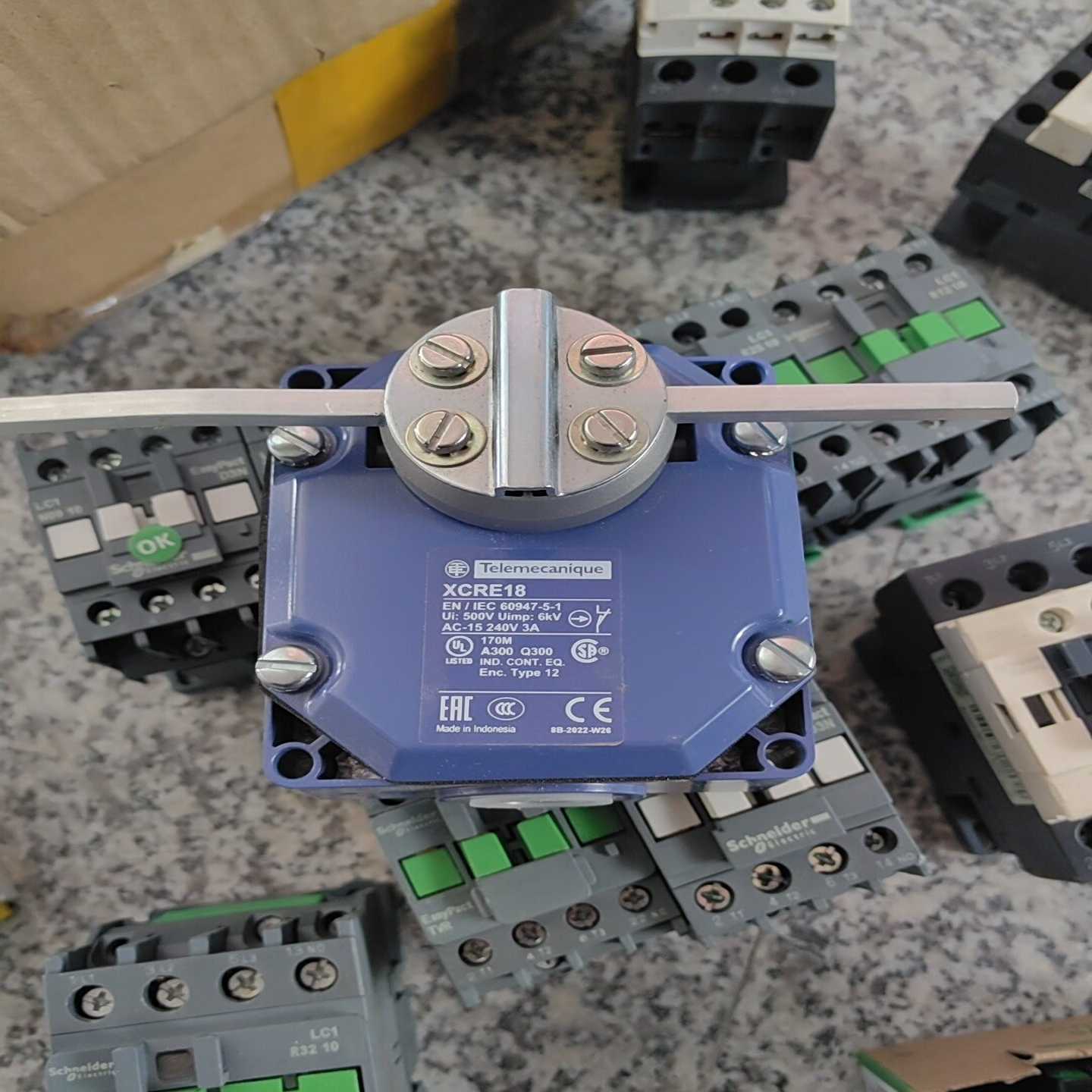 【议价】跑偏开关，XCRE18