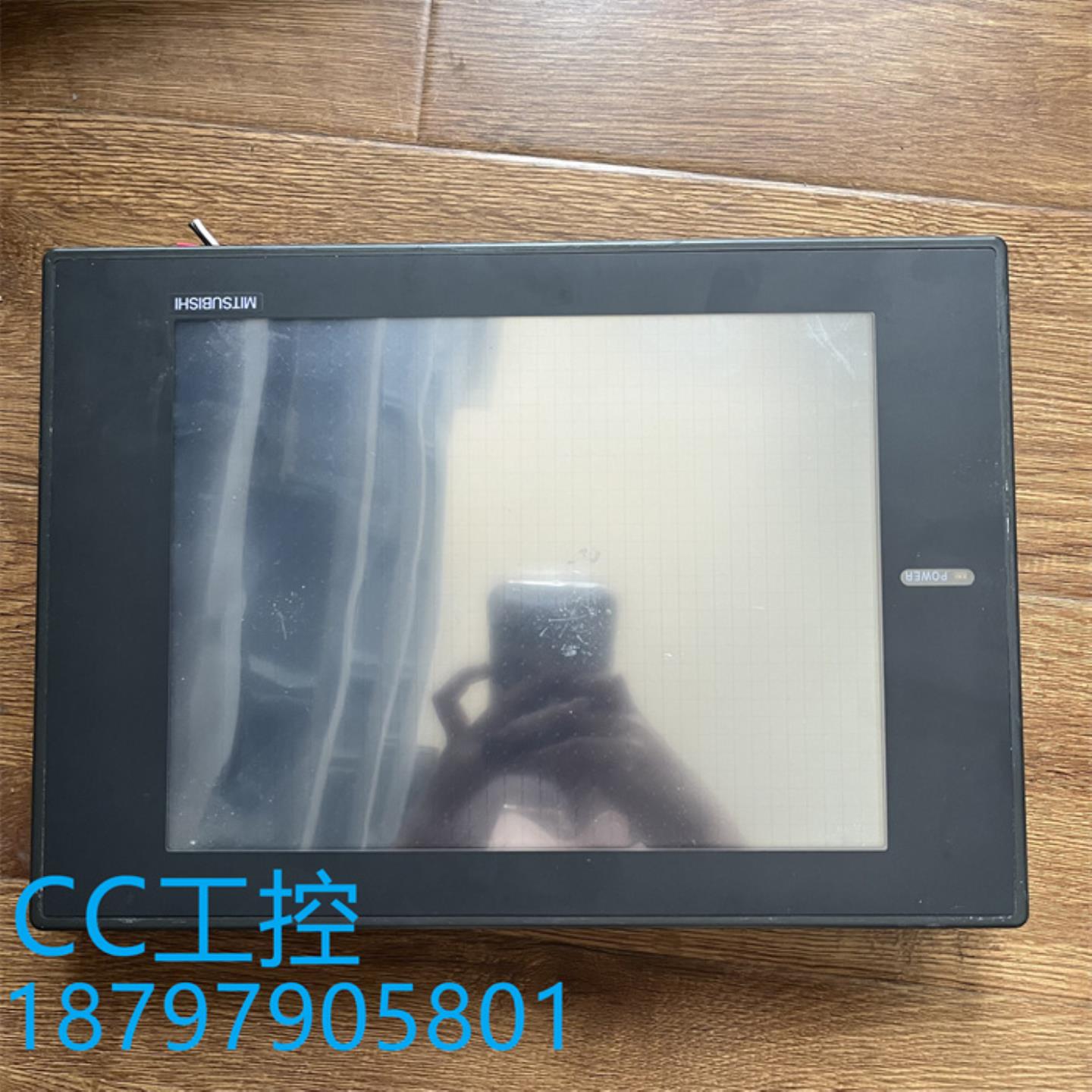 成色漂亮拆机三菱触摸屏A970GOT-LBA带A9GT-RS4通讯卡 如图