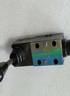 美国士DC17V-3-8N-60手动液压阀，没有使用成色（地坛设备）