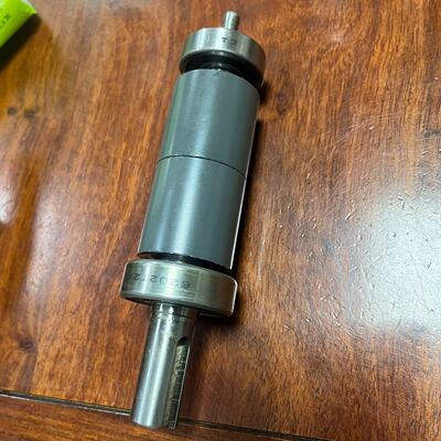 议价Servo Motor Uversal Rotor 400W There Is适用