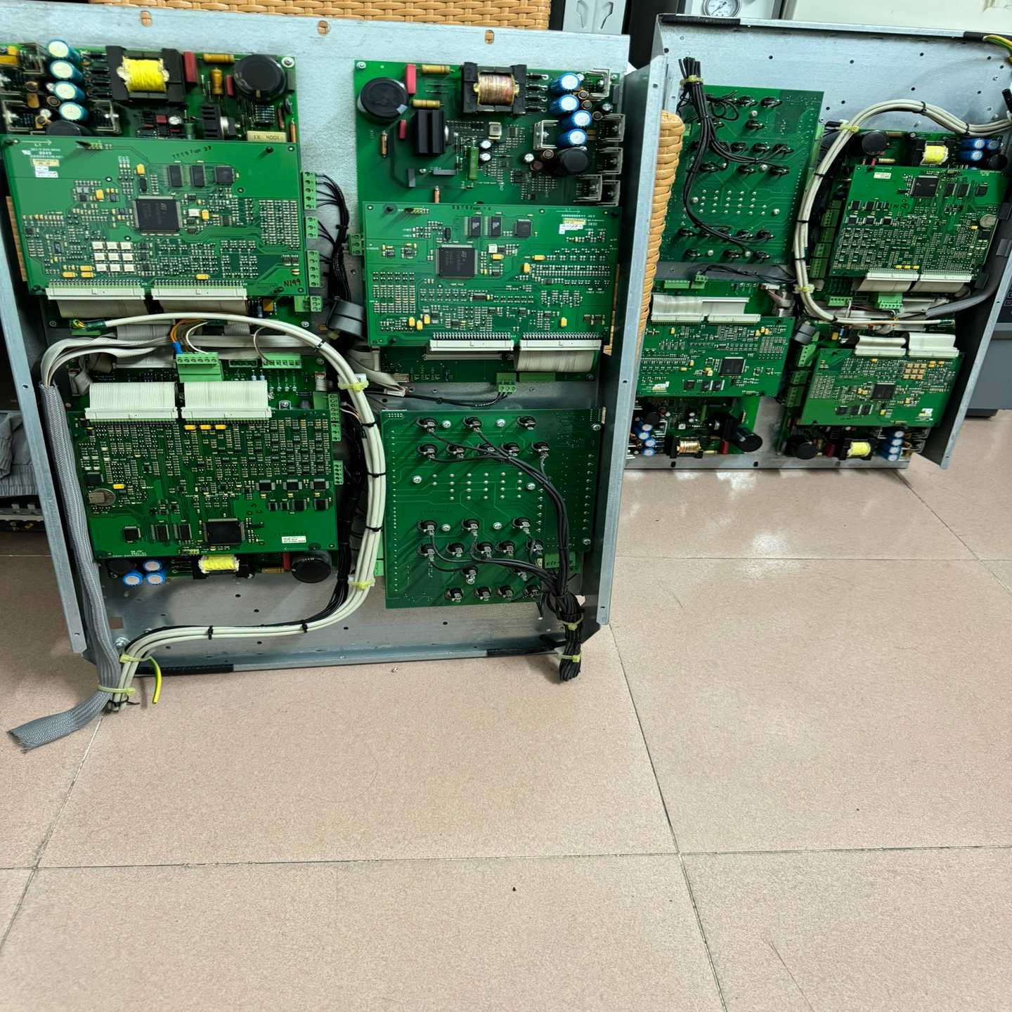 8000014119 AE02~询价