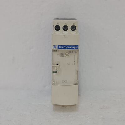 Telemecanique RE8TA31BU Optimum Industrial Timing Relay Zeli