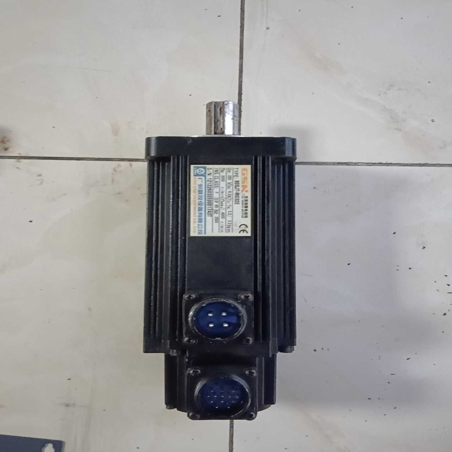 议价广数二手拆机伺服电机80SJT-M032E，实物拍摄功能包好