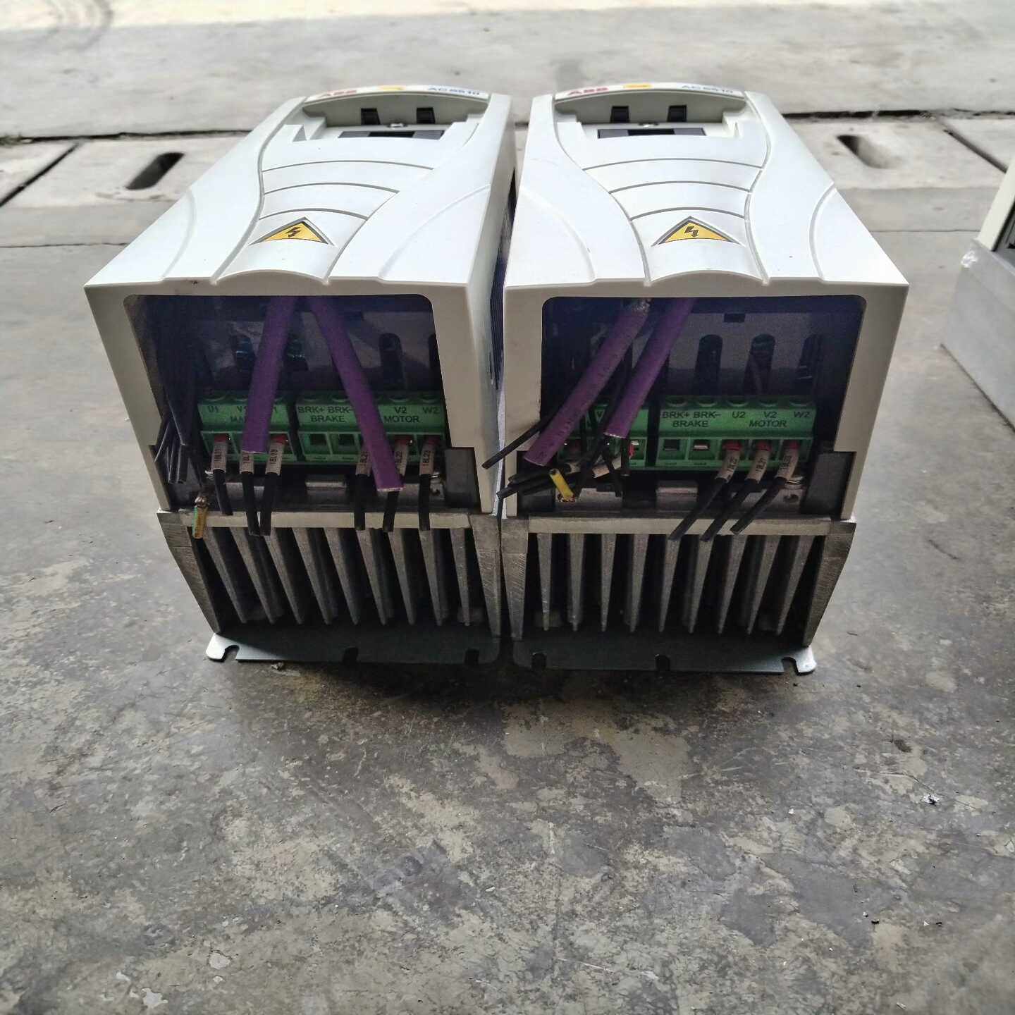 【议价】变频器,ACS510-01-012A-4,实物图片,功
