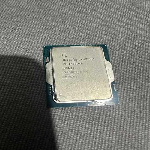 i514600kf一颗，正常使用没有任何问题，24年12月-议价
