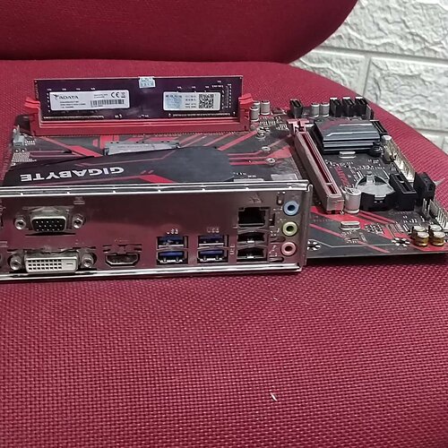 技嘉B450MGAMING主板R32200G议价